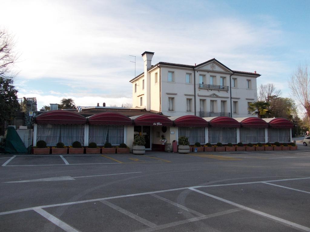 Travellers Lodge Bed & Rooms Тревізо Екстер'єр фото