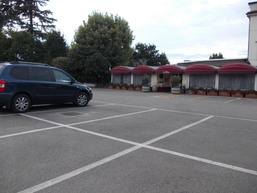 Travellers Lodge Bed & Rooms Тревізо Екстер'єр фото