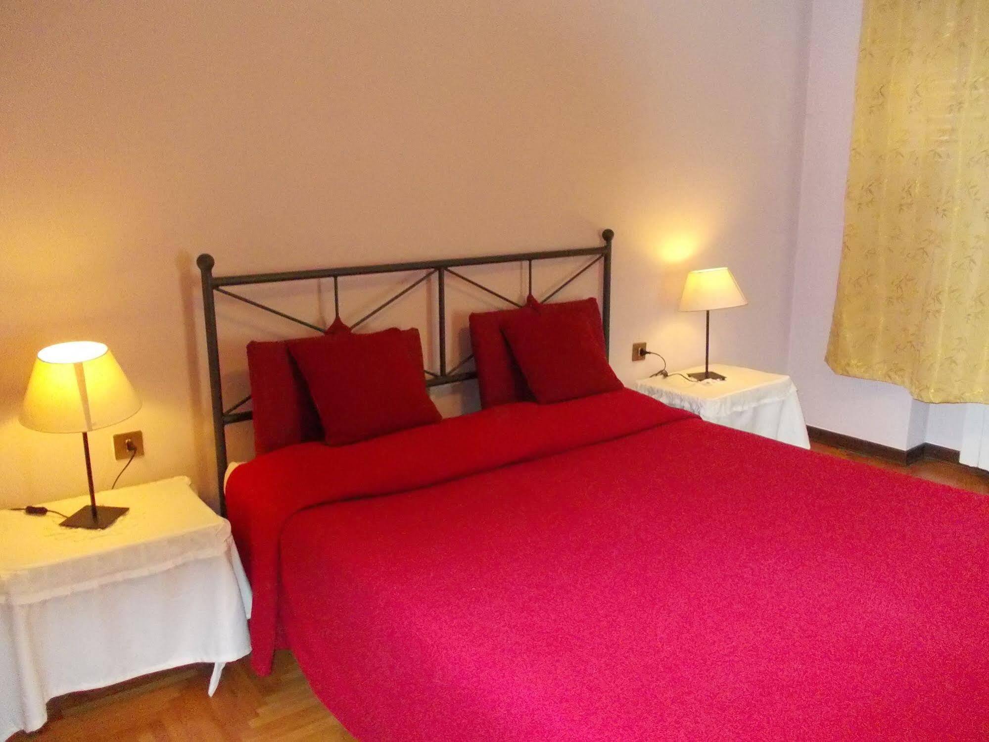 Travellers Lodge Bed & Rooms Тревізо Екстер'єр фото